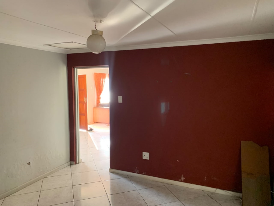 3 Bedroom Property for Sale in Pellsrus Eastern Cape